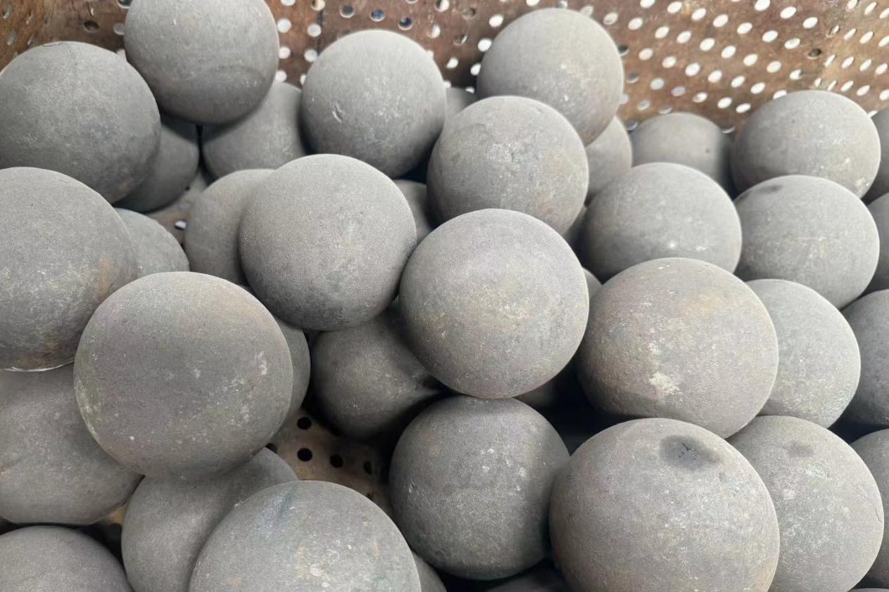 Hot Rolled/ Forged Grinding Ball For Copper Gold Iron Silver